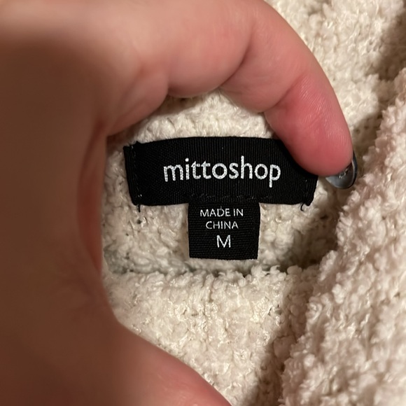 Women’s White Fluffy Sweater - Picture 5 of 7